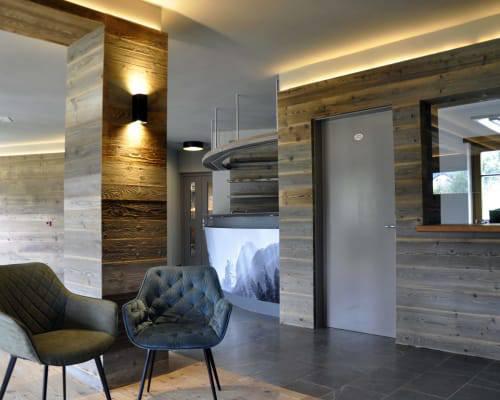 Hotel Leonard Нова Поненте Екстериор снимка